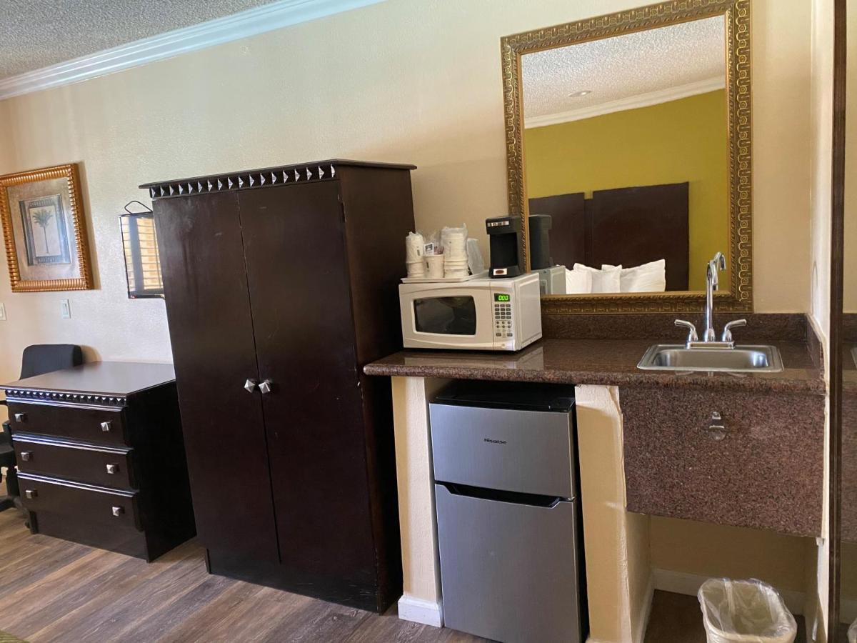 Travelodge By Wyndham Chatsworth Los Angeles Eksteriør bilde