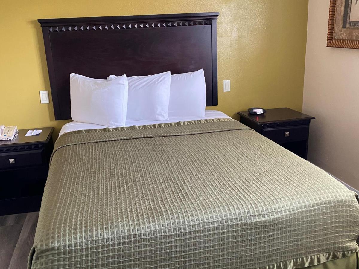 Travelodge By Wyndham Chatsworth Los Angeles Eksteriør bilde