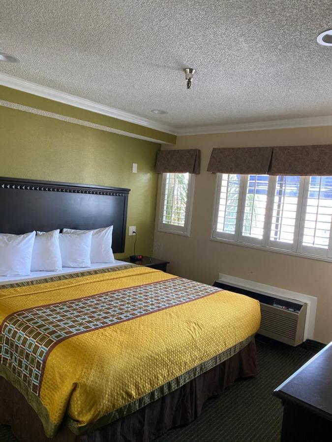 Travelodge By Wyndham Chatsworth Los Angeles Eksteriør bilde