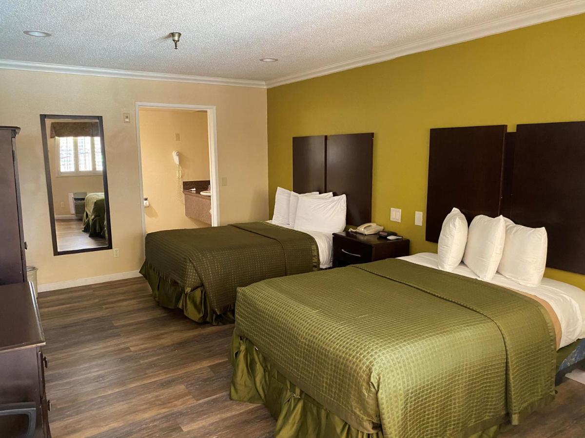 Travelodge By Wyndham Chatsworth Los Angeles Eksteriør bilde