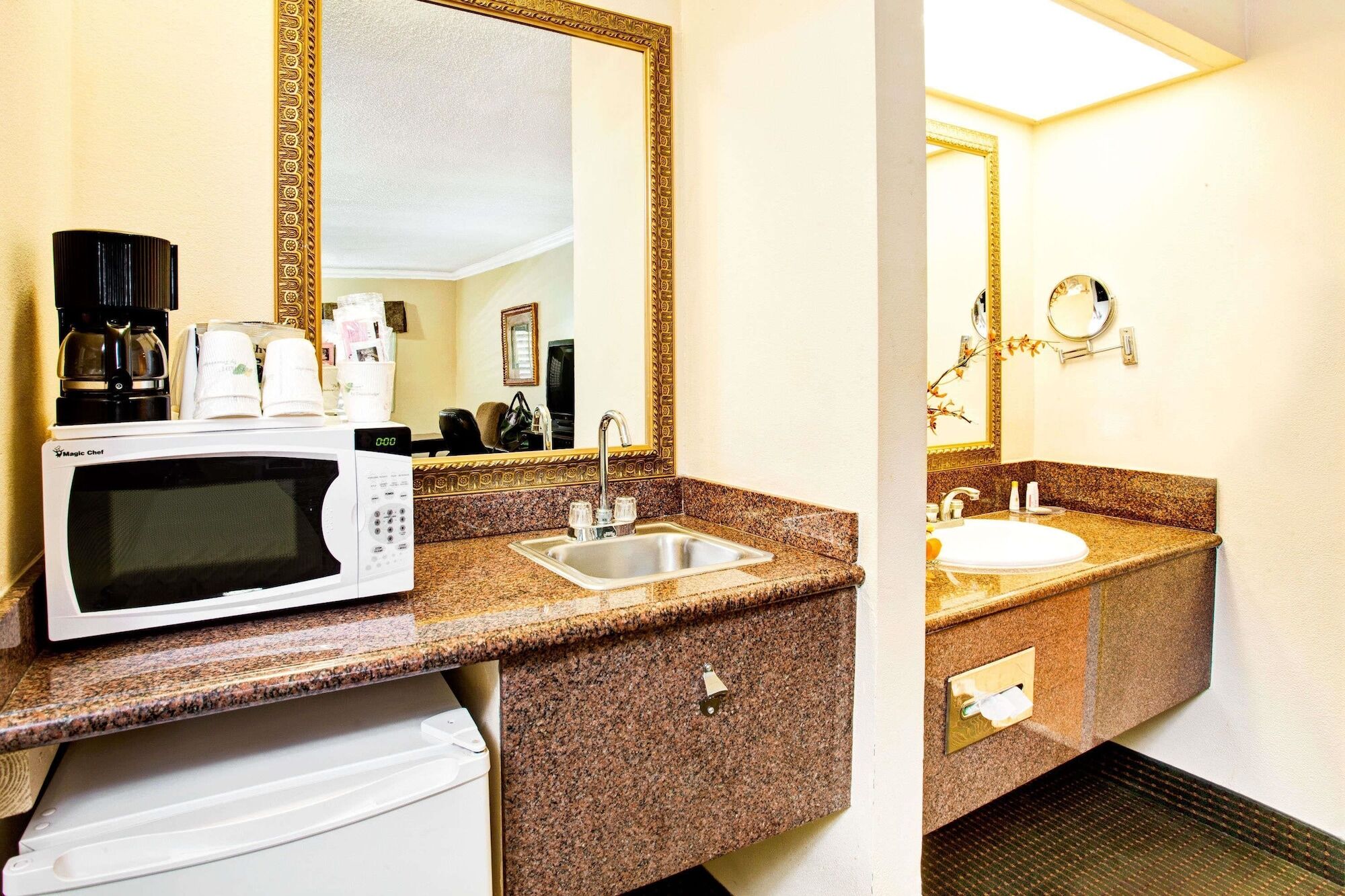 Travelodge By Wyndham Chatsworth Los Angeles Eksteriør bilde